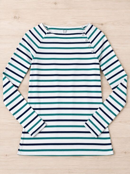 GAP Tops - White Stag Women’s Small Boho Tunic Top Red Abstract Print Braided V Neck